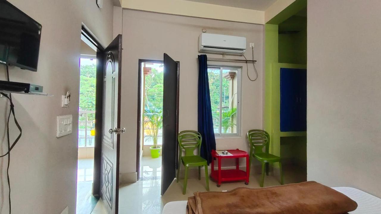 Green Earth Resort Lataguri Bagian luar foto