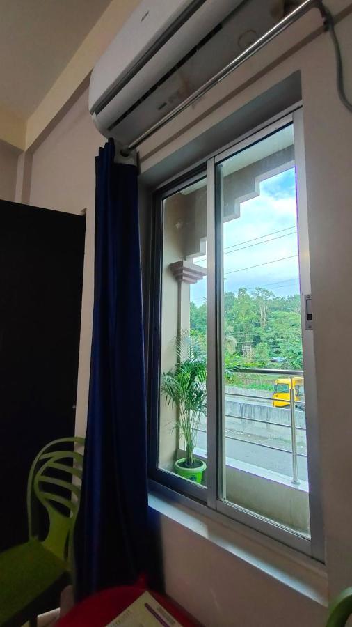 Green Earth Resort Lataguri Bagian luar foto