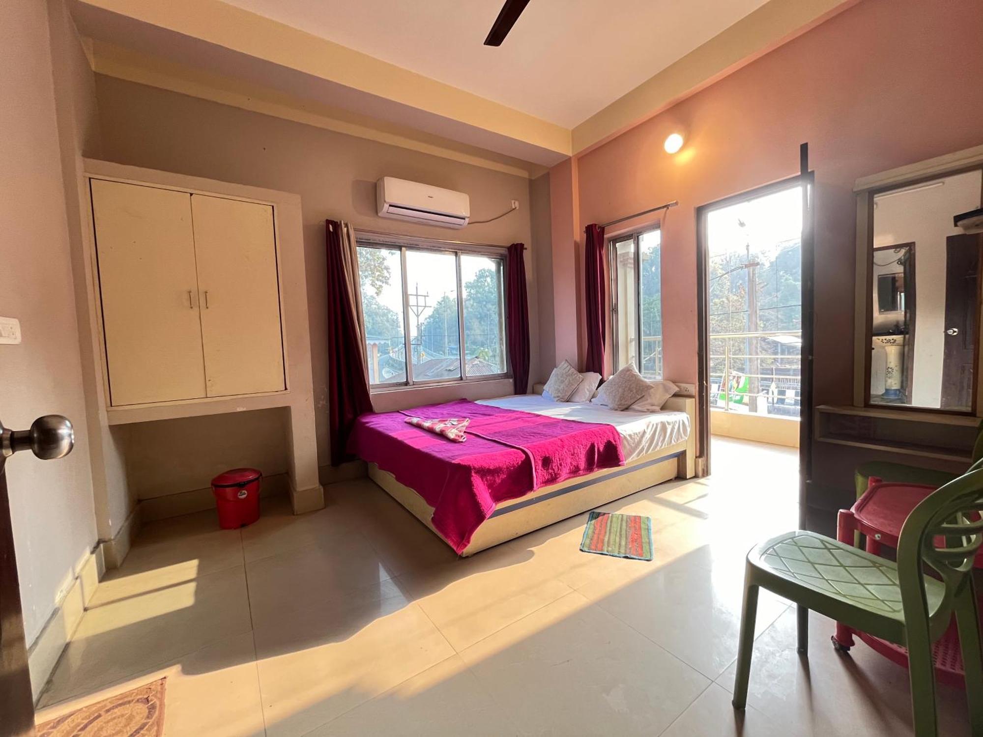 Green Earth Resort Lataguri Bagian luar foto